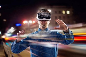 體驗(yàn)5G黑科技,8K的VR讓你感受“空間穿越”